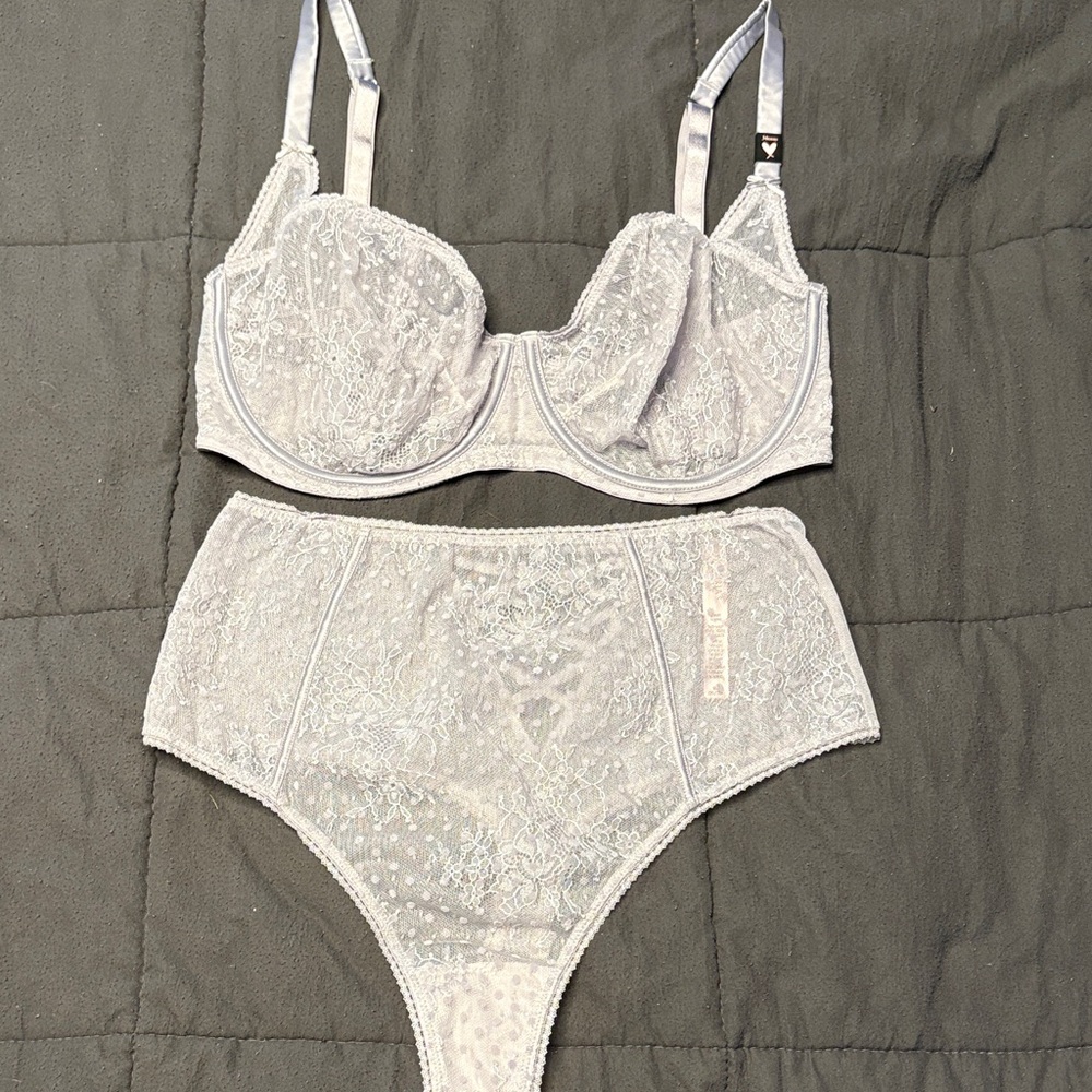 Victoria's Secret Lace Bra and Panty Set in Grey